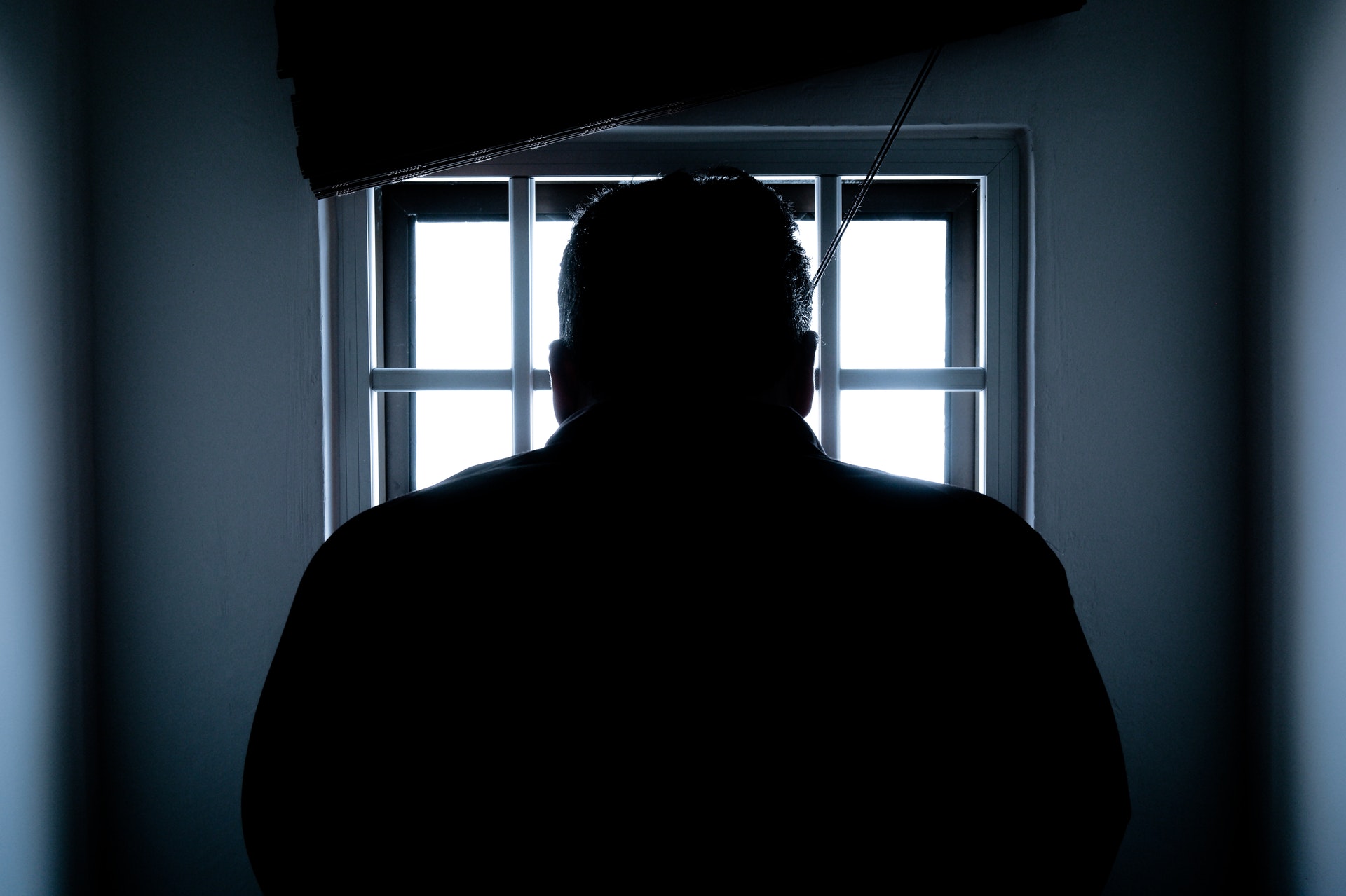 Man sat in jail cell